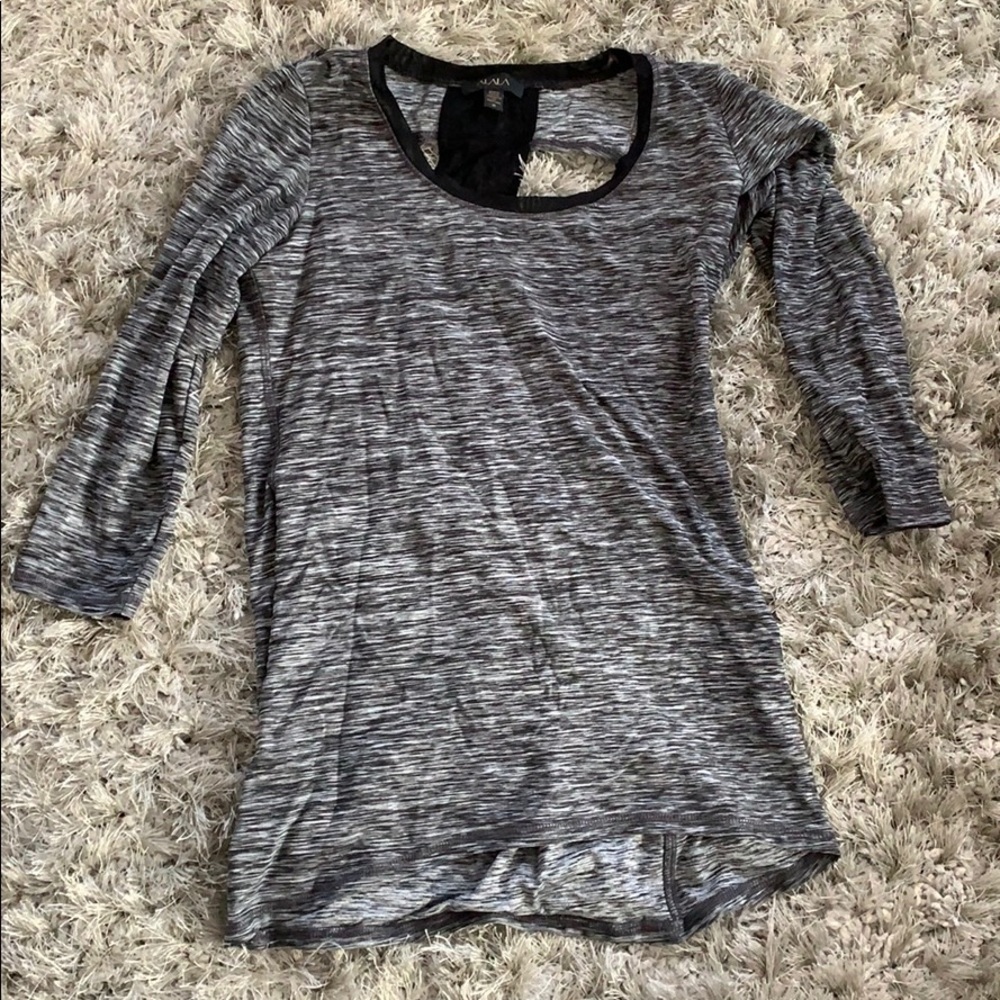 Alala 3/4 sleeve workout top